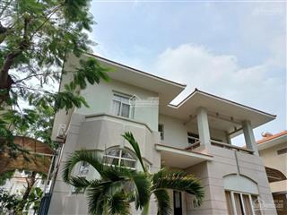 Biệt thự cần cho thuê tại phú gia, phú mỹ hưng