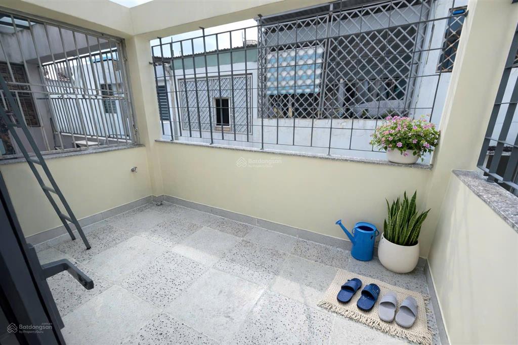 Nhà full nội thất cao cấp phường an phú cách cầu sg 1km , trệt 3 làu giá 38tr/ tháng