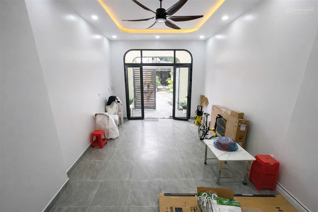 Nhà full nội thất cao cấp phường an phú cách cầu sg 1km , trệt 3 làu giá 38tr/ tháng