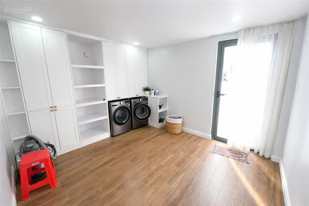 Nhà full nội thất cao cấp phường an phú cách cầu sg 1km , trệt 3 làu giá 38tr/ tháng