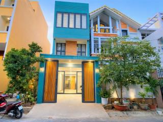 Nhà cách cầu sài gòn 500m trệt 2 lầu giá thuê 26 triệu