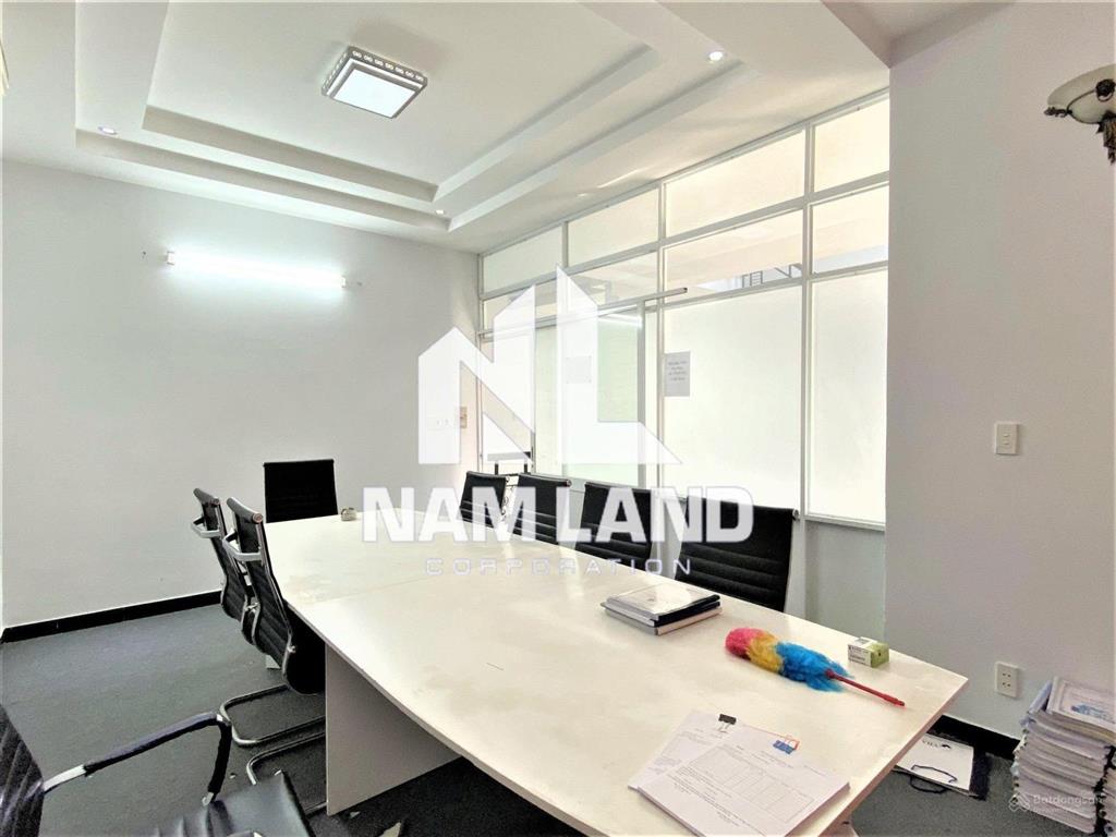 Villa ngang 8m gần trần não phù hợp showroom, văn phòng , cty thiết kế ... giá 40tr