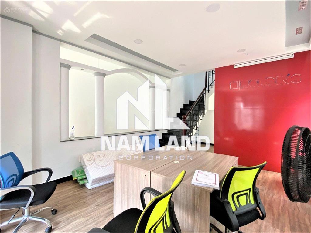 Villa ngang 8m gần trần não phù hợp showroom, văn phòng , cty thiết kế ... giá 40tr