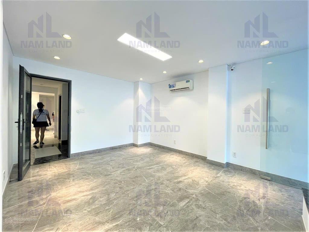 Nhà đường bùi tá hán gần cầu sài gòn, có hầm để xe rộng, trệt 3 lầu 6 phòng giá 36tr