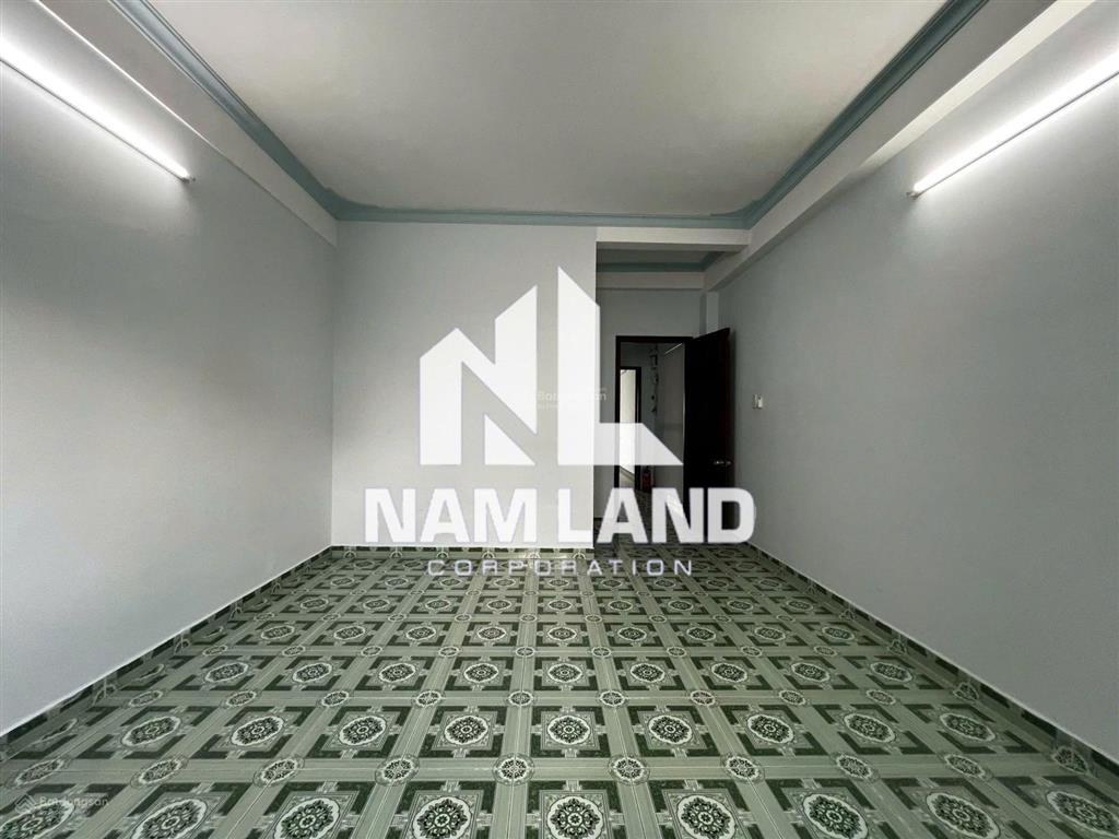 Nhà khu compound trần não có bảo vệ , trệt 2 lầu sân thượng giá 25tr