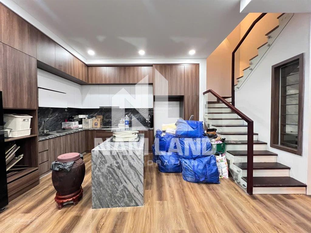 Villa full nội thất cao cấp gần chung cư sun avanue, cách hầm thủ thiêm 10 phút đi xe giá 45tr