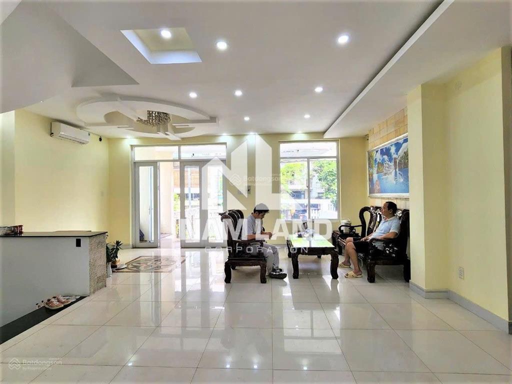 Nhà căn góc 2 mt, hầm để xe rộng phù hợp văn phòng gần nút giao lương định của  mai chí thọ