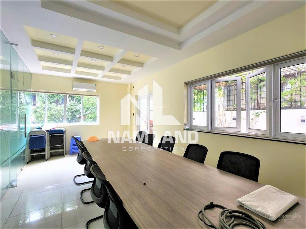 Nhà căn góc 2 mt, hầm để xe rộng phù hợp văn phòng gần nút giao lương định của  mai chí thọ