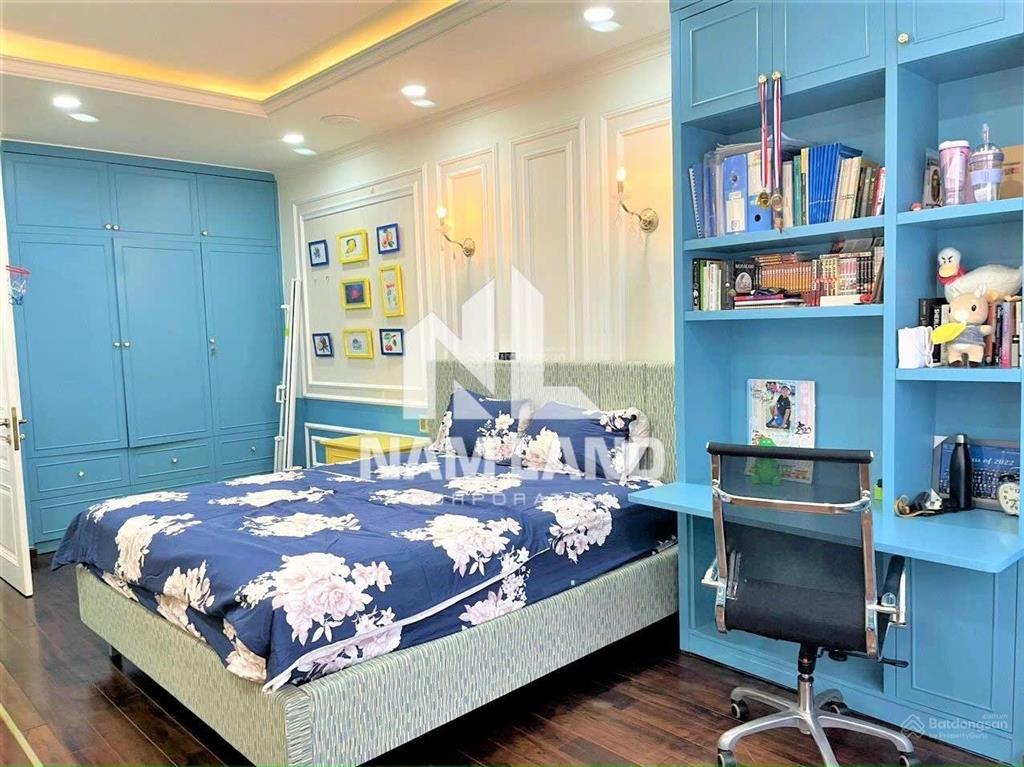 Villa full nội thất có hầm để xe rộng khu compound gần vòng xoay trần não  lương định của