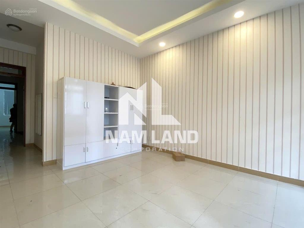 Nhà nguyễn hoàng q2 cách siêu thị mega 300m cách vòng xoay an phú mai chí thị  lương định của 400m
