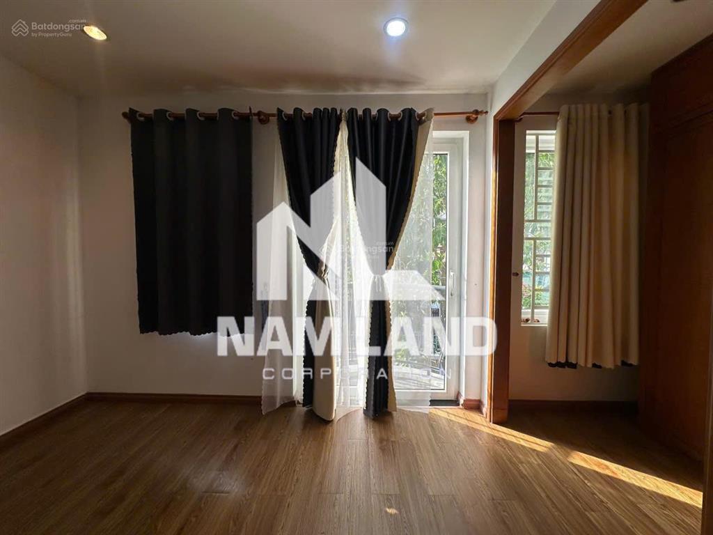 Nhà q2 sân để xe rộng, gần thảo điền giá thuê 32tr/tháng