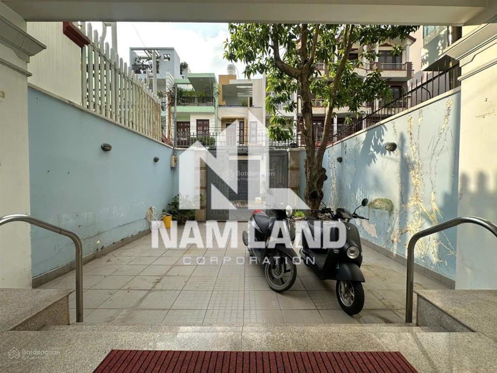 Nhà q2 sân để xe rộng, gần thảo điền giá thuê 32tr/tháng