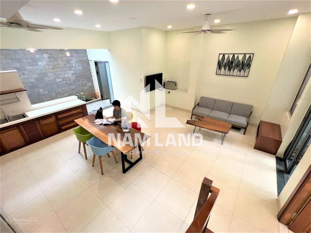 Villa mini đẹp q2, gần chung cư sun avanue, đi hầm thủ thiêm qua q1 chỉ 10 phút giá thuê 40tr