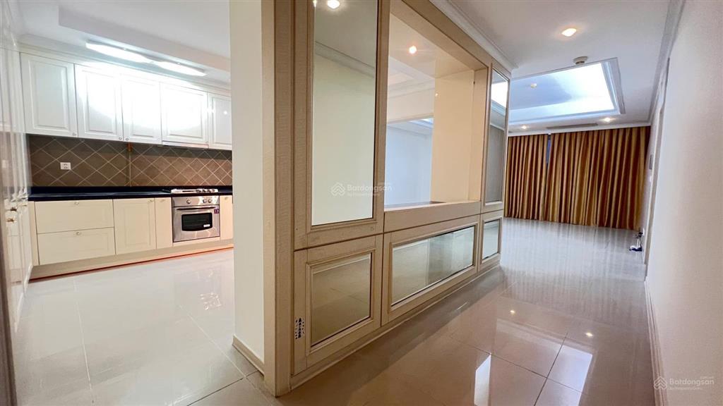 Cho thuê căn hộ imperia an phú, 3 phòng ngủ, 2wc 131m2 chỉ 25 triệu/tháng giữ keys