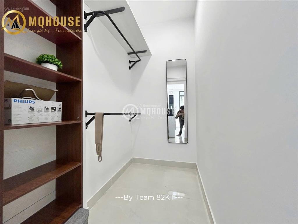 Căn hộ studio, bancông full nội thất tại tôn đản q4 gần cầu kênh tẻ, chợ 200