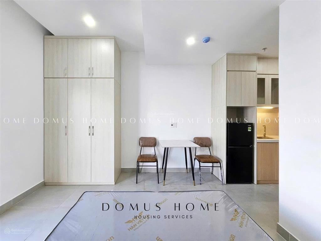 Căn hộ studio, bancony full nội thất tại thành thái q10 gần vạn hạnh mall, cầu nguyễn tri phương