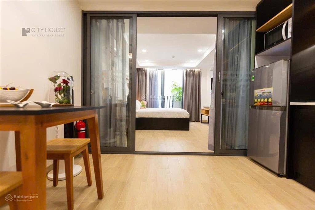 Căn hộ 1pn, bancony full nội thất tại huỳnh tịnh của q1 gần chợ tân định, cv lê văn tám