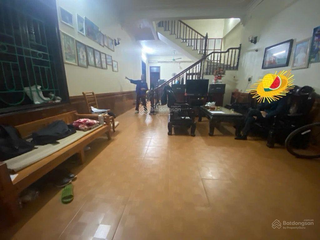Bán nhà 3 tầng ngay sát đường lớn bờ kênh ấp sáp mai, cách bv nhiệt đới 500m