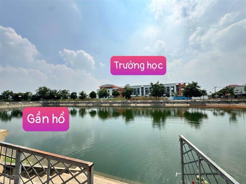 Bán nhà 2 tầng mặt đường trục chính làng kinh doanh. thôn đoài nam hồng đông anh hà nội