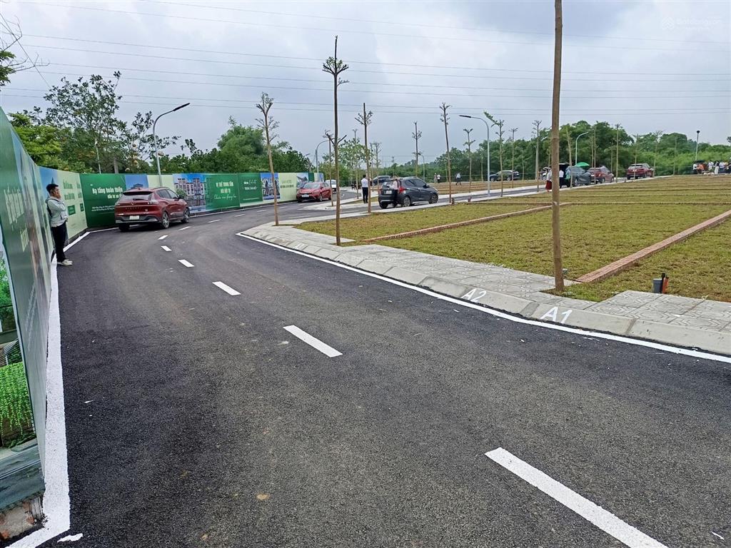 Bán gấp 100m2 full thổ, mặt chính đồng trạng, view hồ cực đẹp. giá 3 tỷ