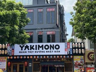 Cho thuê nhà mặt phố trung hòa diện tích 150m2 5 tầng mặt tiền 6m giá 100tr vỉa hè rộng 0869 727 ***