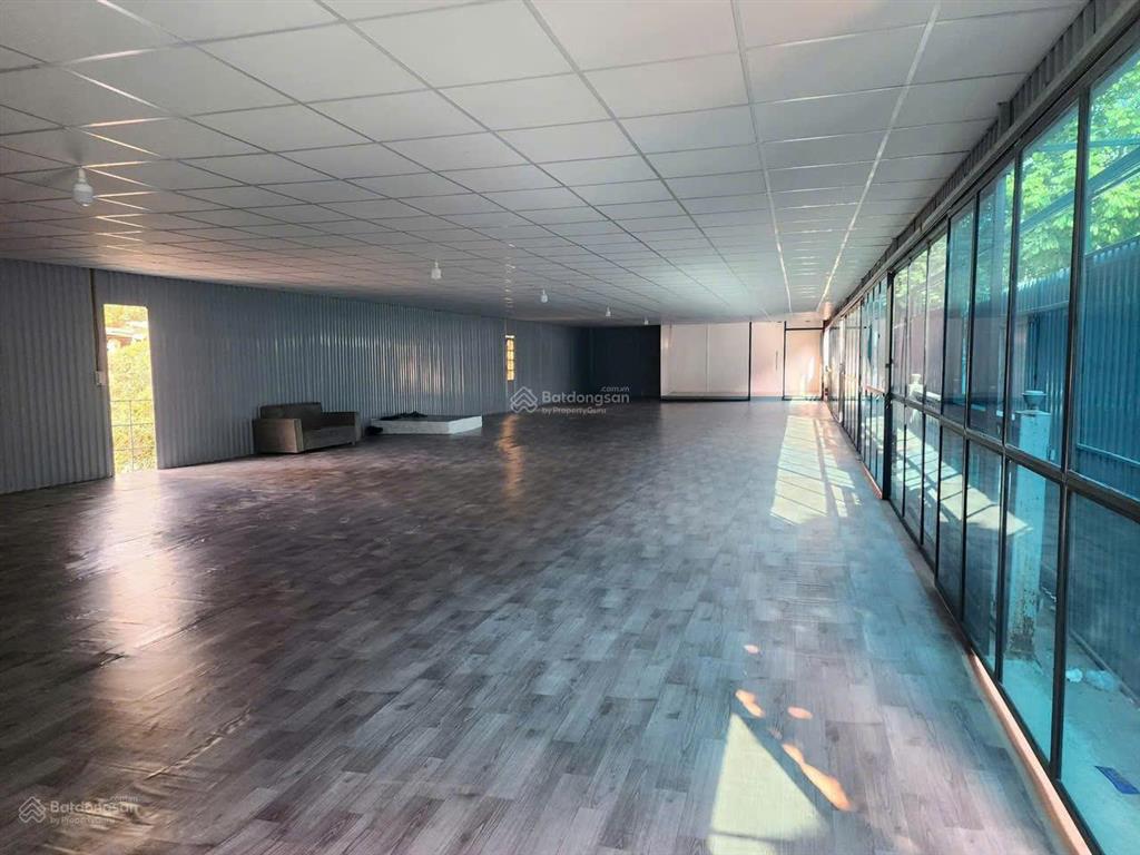 Cho thuê nhà mặt phố hoàng cầu diện tích 300m2 sàn mặt tiền 20m giá 150 triệu vị trí đẹp 0869 727 ***