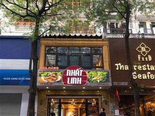Cho thuê nhà mặt phố chùa láng, 65m2 x 3tầng, mặt tiền 5m, giá thuê 50tr, thông sàn, đông sinh viên