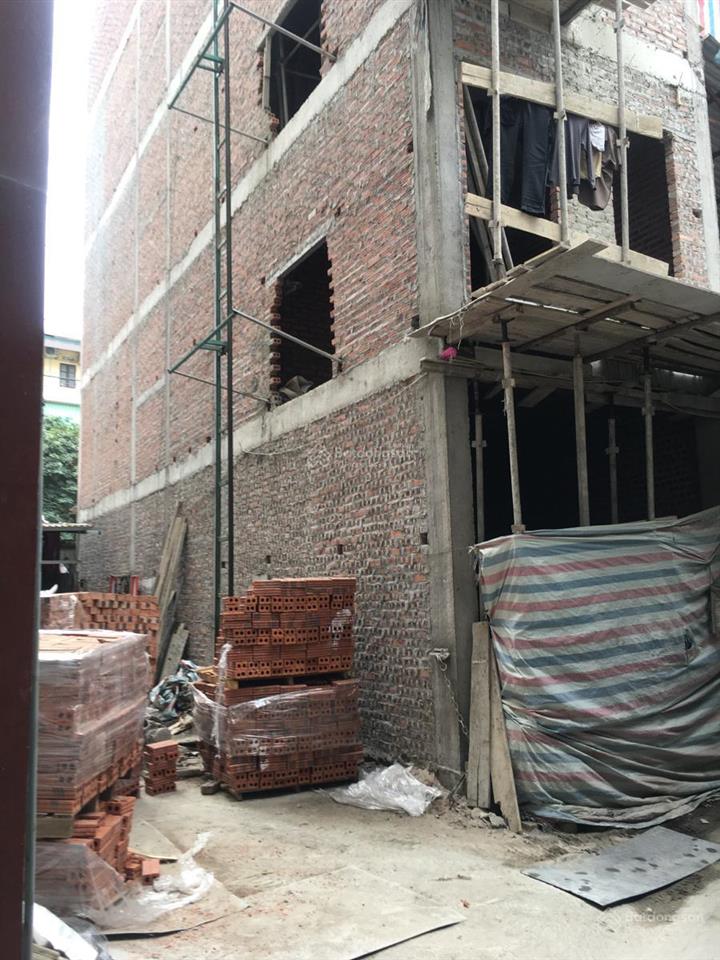 Bán đất trần thái tông  cầu giấy  ba bước ra phố  chủ nhà tặng gpxd  giá đầu tư