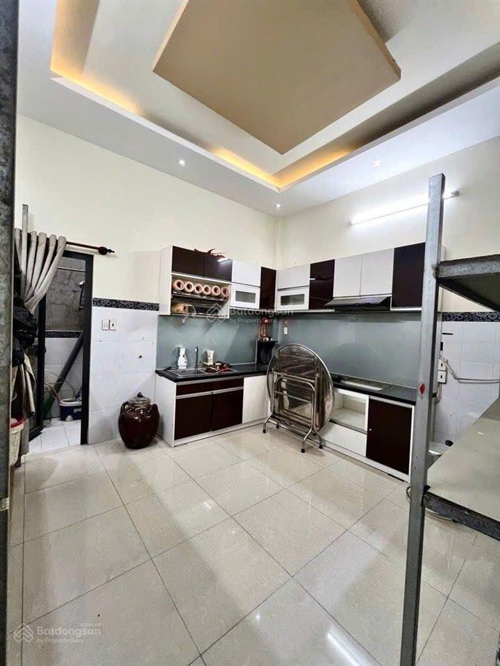 Bán nhà ngay hương lộ 2  64m2  2 tầng btct  hẻm xe hơi thông  gần ngã tư bốn xã  giá 6,6 tỷ