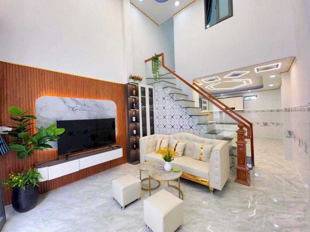 Bán đất tặng nhà  hương lộ 2, bình tân giáp tân phú  40m2  hẻm xe hơi  giá 2,9 tỷ tl