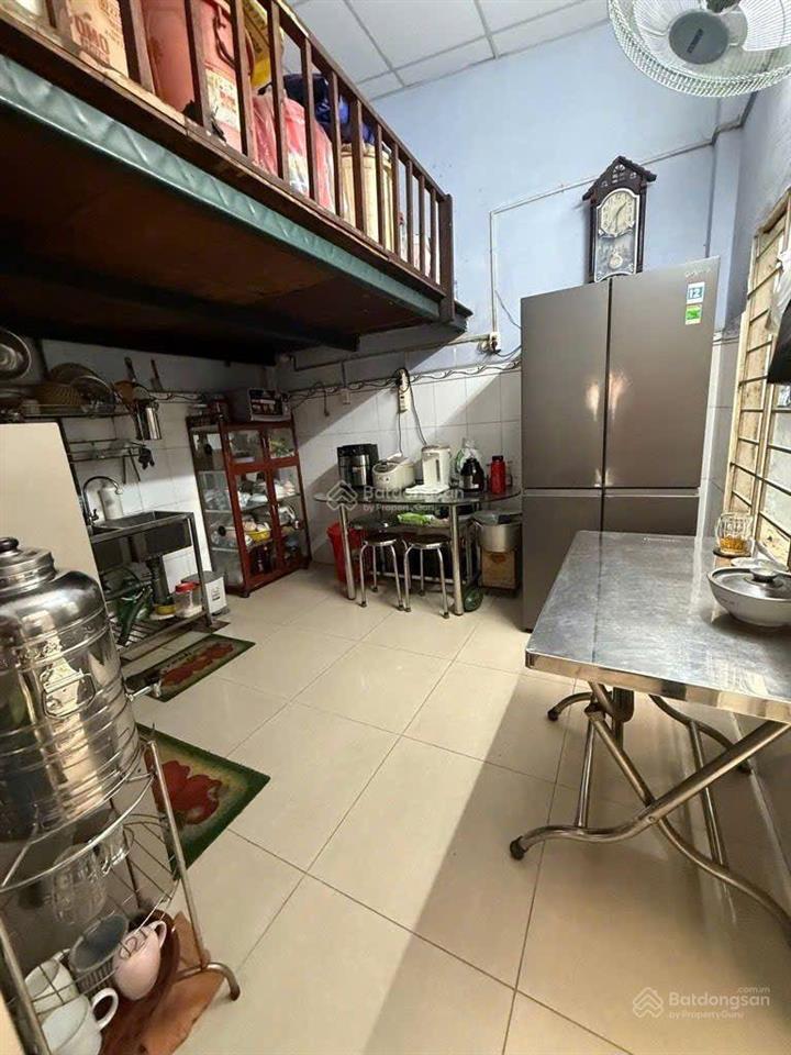Bán nhà mặt tiền kinh doanh 4,5x16 2 tầng  hẻm xe hơi  lê văn quới giáp tân phú chỉ 6,5 tỷ tl