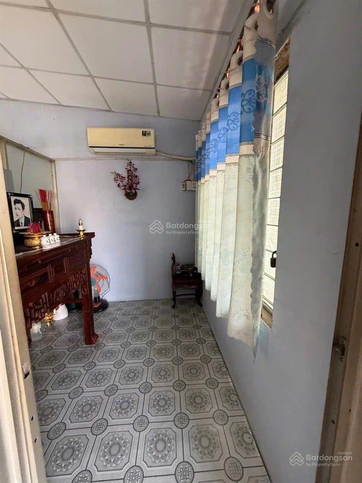 Bán nhà mặt tiền kinh doanh 4,5x16 2 tầng  hẻm xe hơi  lê văn quới giáp tân phú chỉ 6,5 tỷ tl