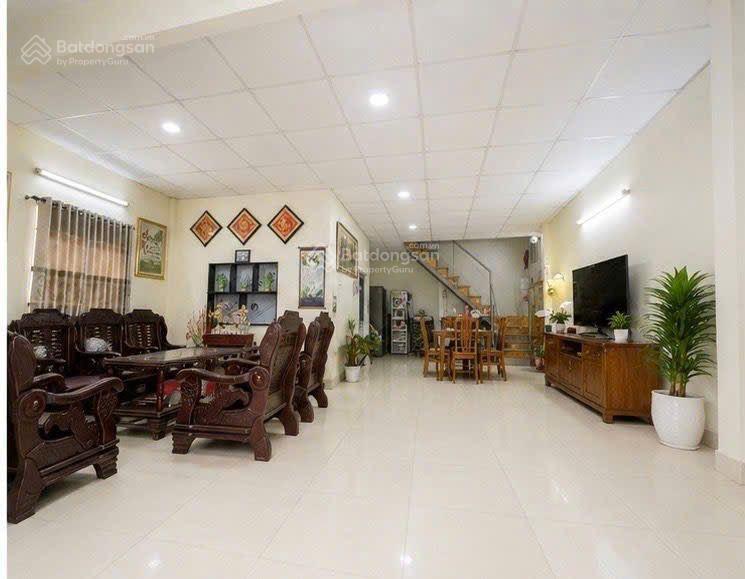 Bán nhà đẹp sát aeon tân phú ngang khủng 6,4x11 2 tầng  hxh  ô tô ngủ trong nhà  giá 4,9 tỷ tl
