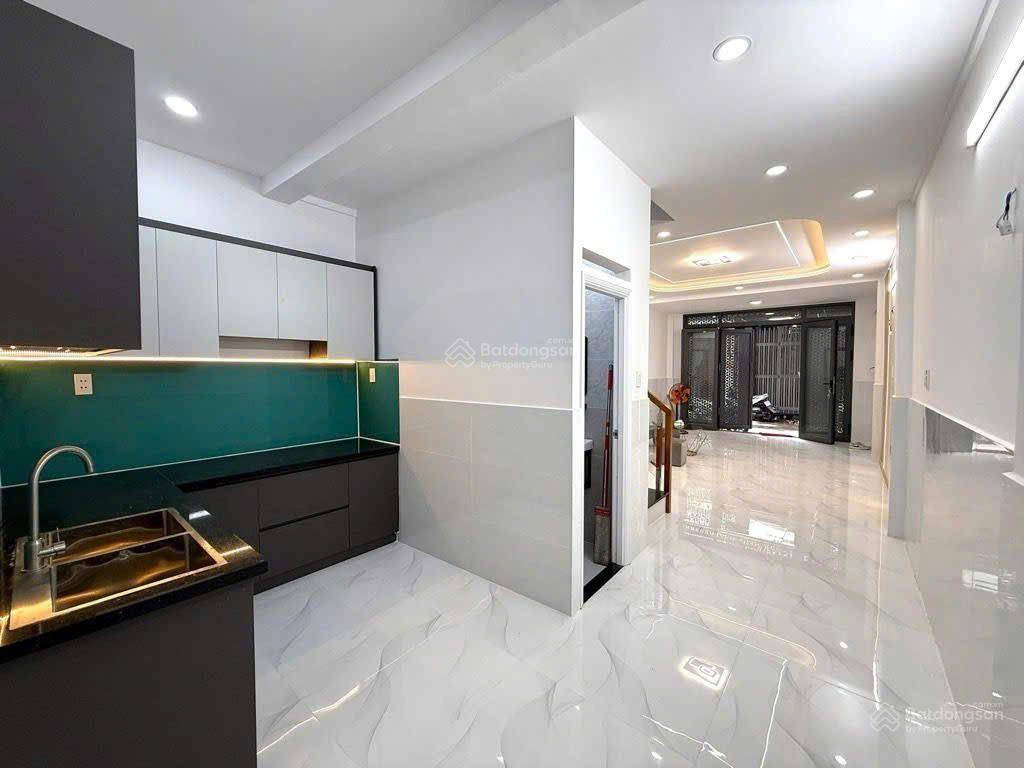 Nhà đẹp bình long giáp nguyễn sơn 2 tầng 56m2 hẻm xe hơi thông chỉ 5,9 tỷ tl