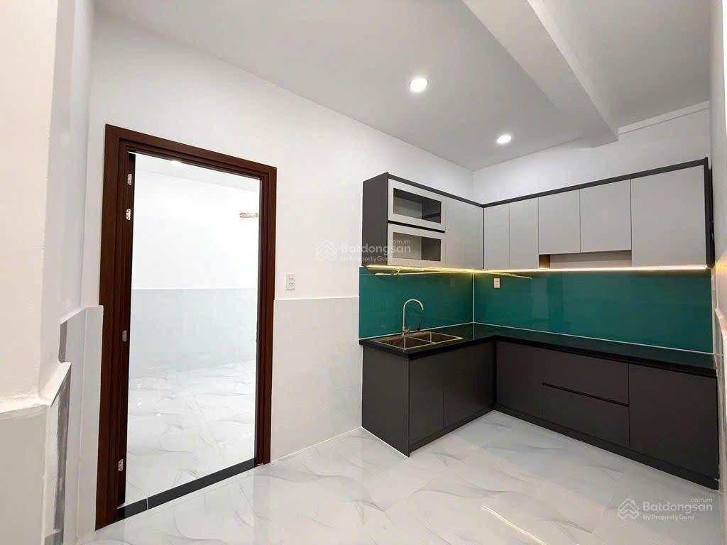Nhà đẹp bình long giáp nguyễn sơn 2 tầng 56m2 hẻm xe hơi thông chỉ 5,9 tỷ tl
