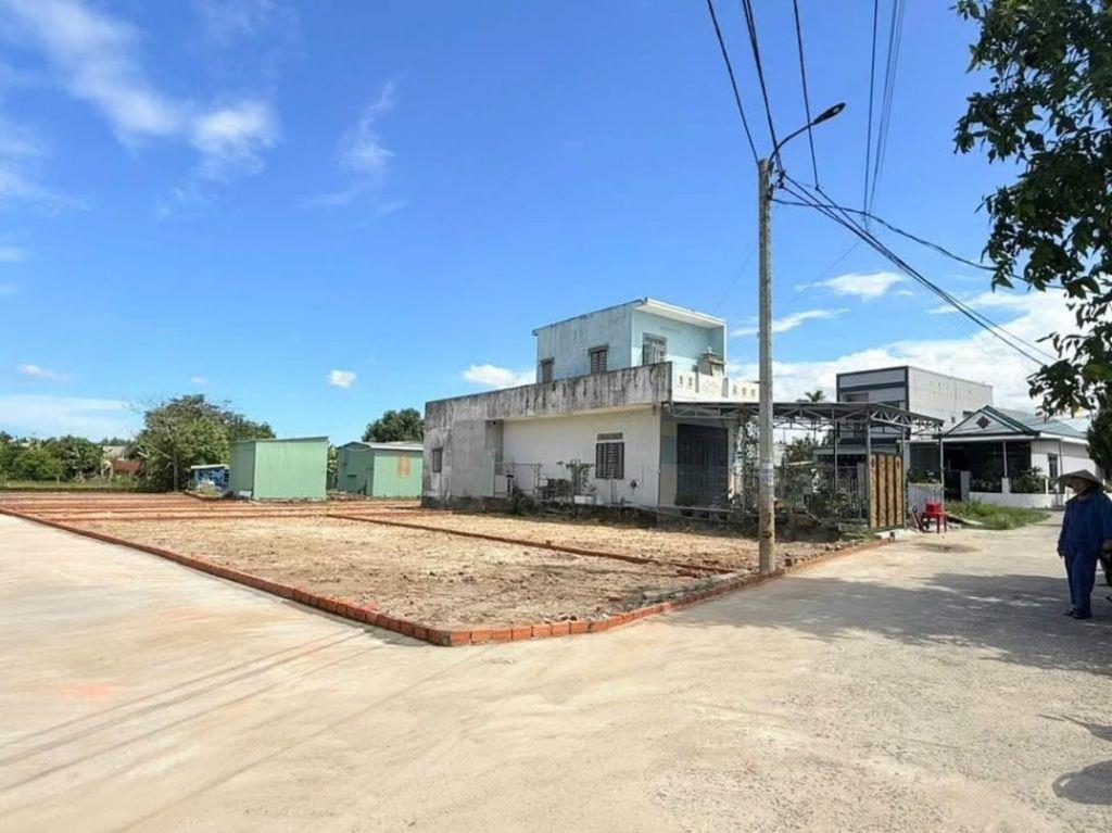 Đất ven Đà Nẵng - Phú Sơn sát trục QL14B chỉ 100m