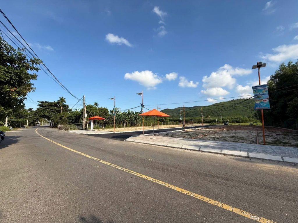 Đất Đà Nẵng - ngay trục chính DH8 gần ubnd xã Hòa Tiến