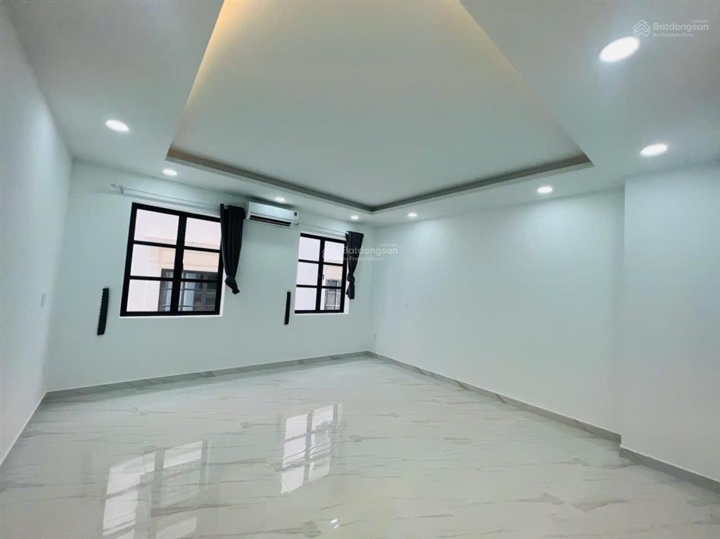 Ngộp bank cần bán nhanh căn nhà phố 1 hầm 4 lầu giá chỉ 21 tỷ