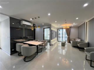 Bán cc view đẹp tại chung cư 312 lạc long quân, 3,2 tỷ, 70m2, 2pn, 1wc , e  0906 247 ***