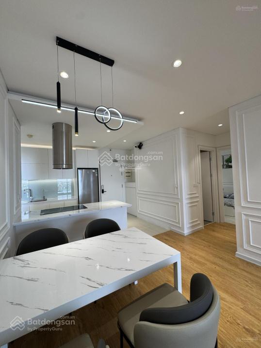 Bán cc view đẹp tại chung cư 312 lạc long quân, 3,2 tỷ, 70m2, 2pn, 1wc , e  0906 247 ***