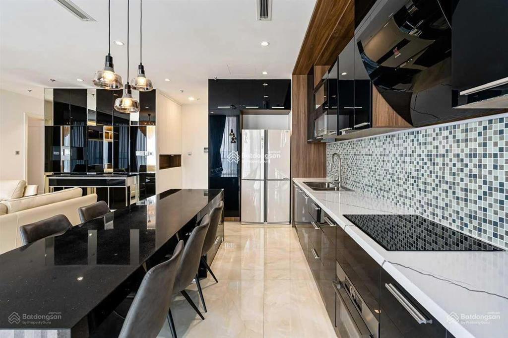 Chính chủ bán căn hộ lucky palace, 4,8 tỷ, 78m2, 2pn 2wc , nhà mát , thoáng sáng , e  0906 247 ***