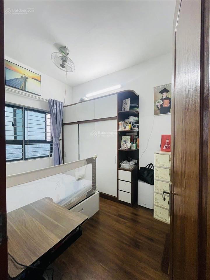 Chủ giảm chào căn hộ 2 ngủ view hồ sổ đỏ cc vp5 bán đảo linh đàm