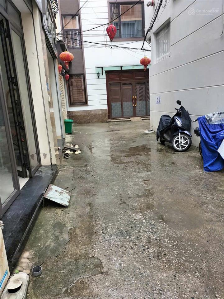 Chính chủ cần bán nhà 40m2 4 tầng phường việt hưng hà nội