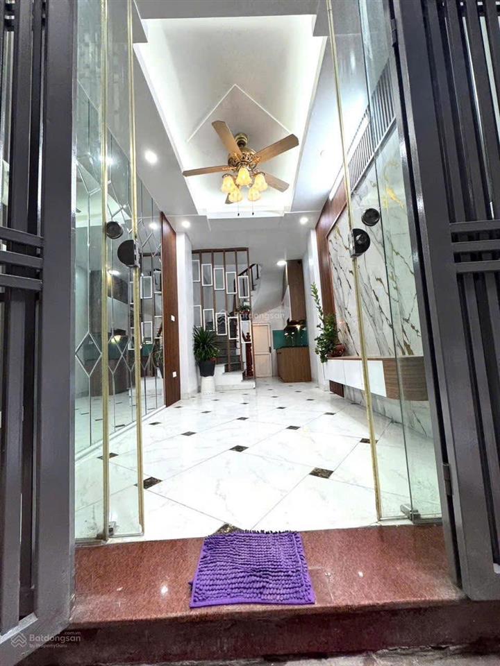 Bán nhà riêng 20m2, 3pn, 4wc tại đông thiên, vĩnh hưng, q. hoàng mai, 3,83 tỷ