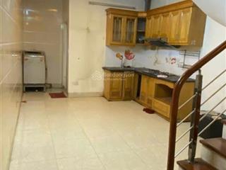 Bán nhà dân tự xây phố lĩnh nam  nam dư 57m2 *2 tầng *2 phòng ngủ, giá 4,15 tỷ