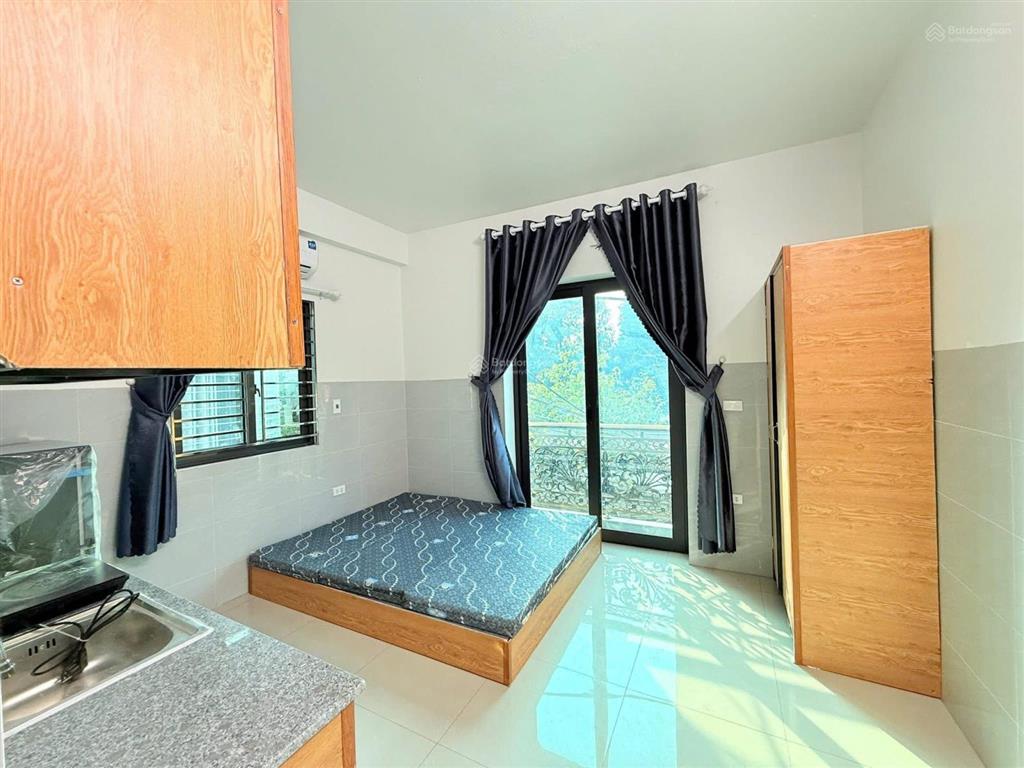 Nguyễn khoái nhà mới dòng tiền full nội thất ô tô đỗ cửa 39m2 * 5 tầng * 8 phòng 8,99 tỷ