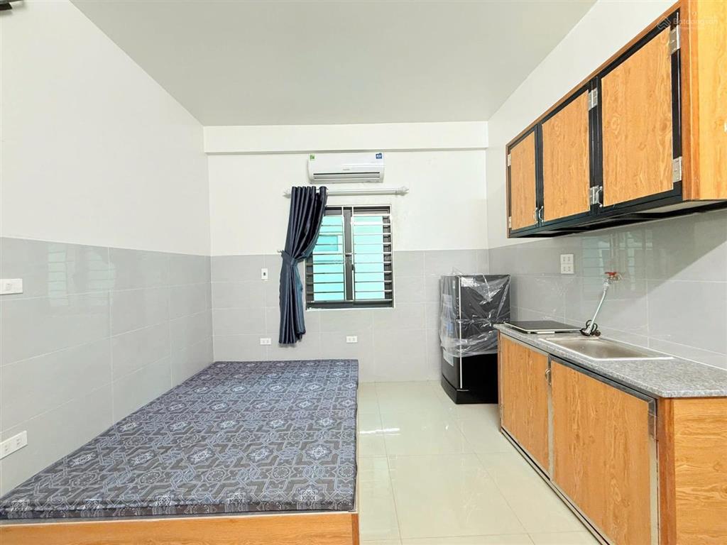 Nguyễn khoái nhà mới dòng tiền full nội thất ô tô đỗ cửa 39m2 * 5 tầng * 8 phòng 8,99 tỷ