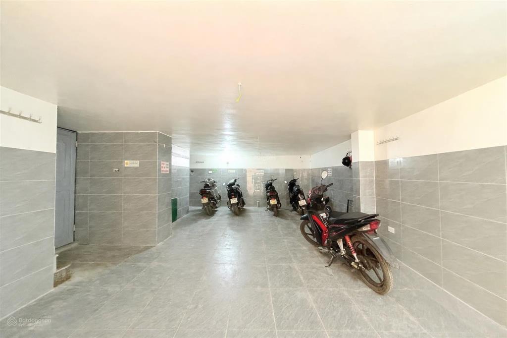 Nguyễn khoái nhà mới dòng tiền full nội thất ô tô đỗ cửa 39m2 * 5 tầng * 8 phòng 8,99 tỷ