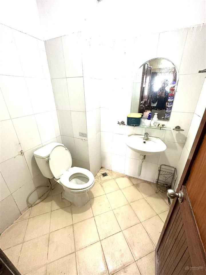 Bán căn hộ chung cư 2pn, 2wc, 84m2 tại lĩnh nam, 5,6 tỷ