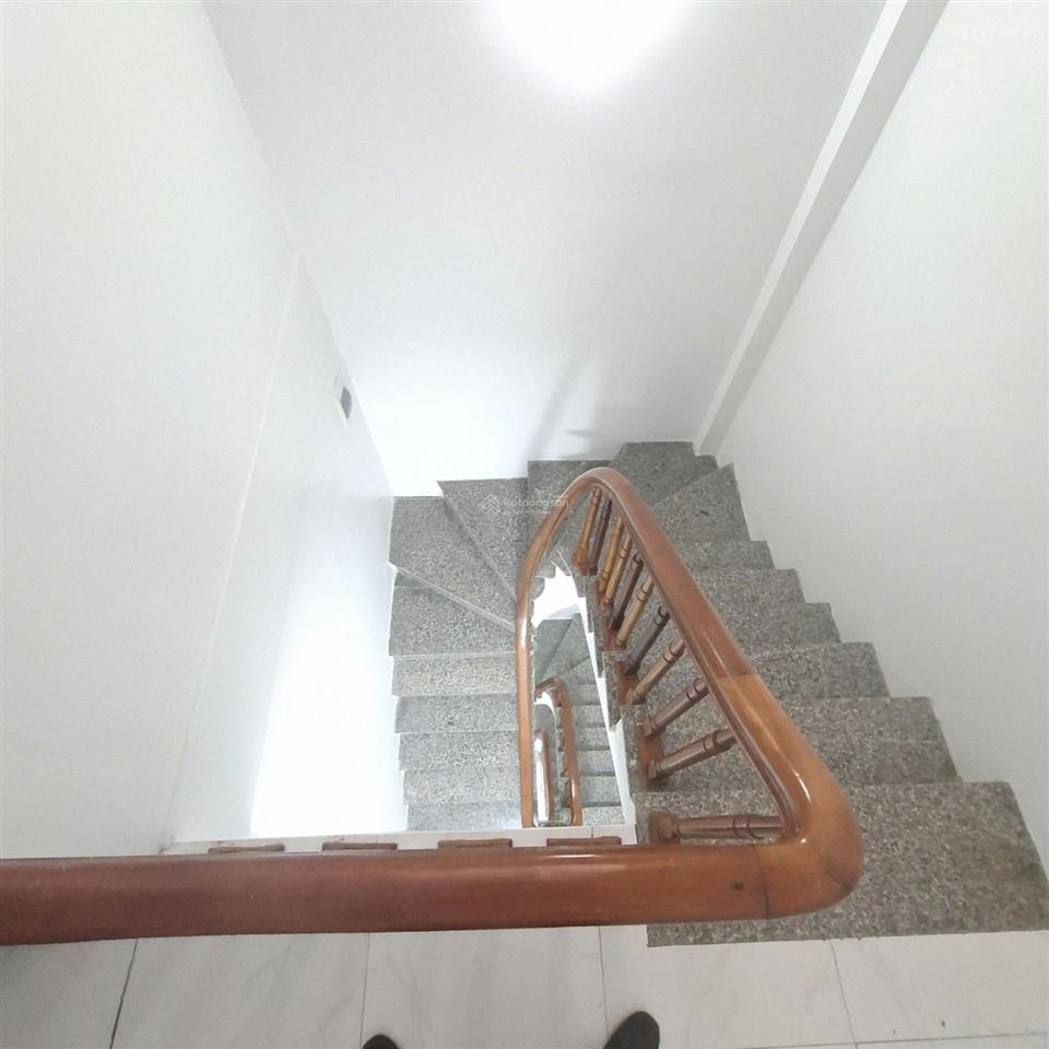 Nhà đẹp full nội thất phố thanh lân ngõ rộng gần ô tô 30m2 *5 tầng * 3 ngủ giá 6,3 tỷ